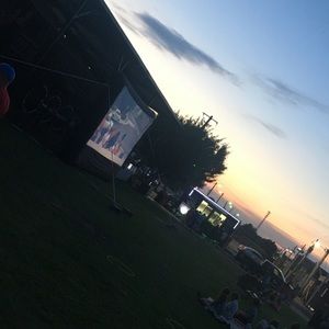 Meet your Posher, Leigh anne